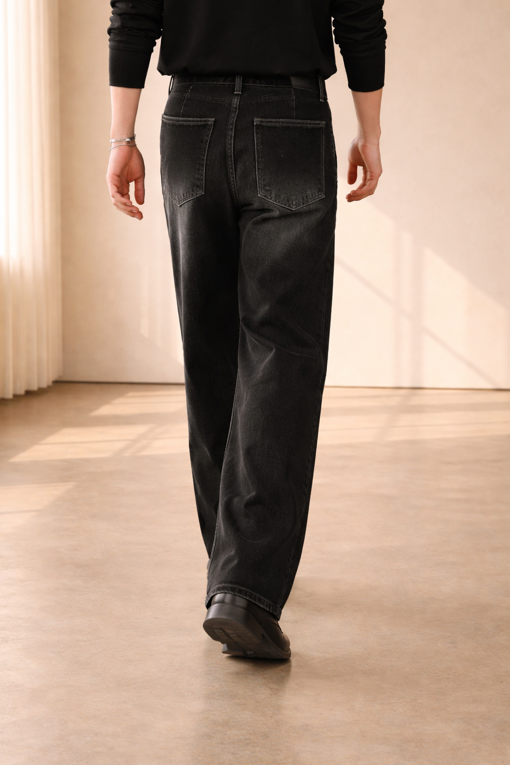 Men's Wide-Leg Jeans | Pleated Front · Faylori